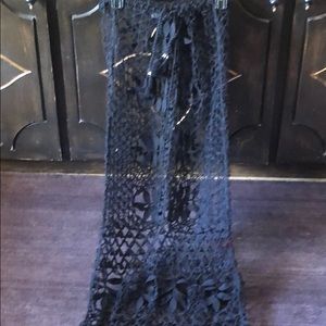 Coverup skirt+top.Skirt Medium/runs big.Top large.